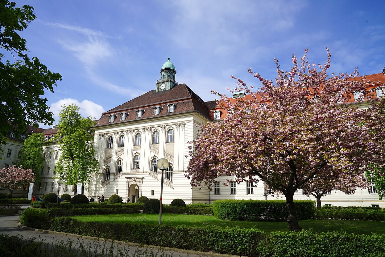 Main building of the German Heart Center at Charité in Berlin
